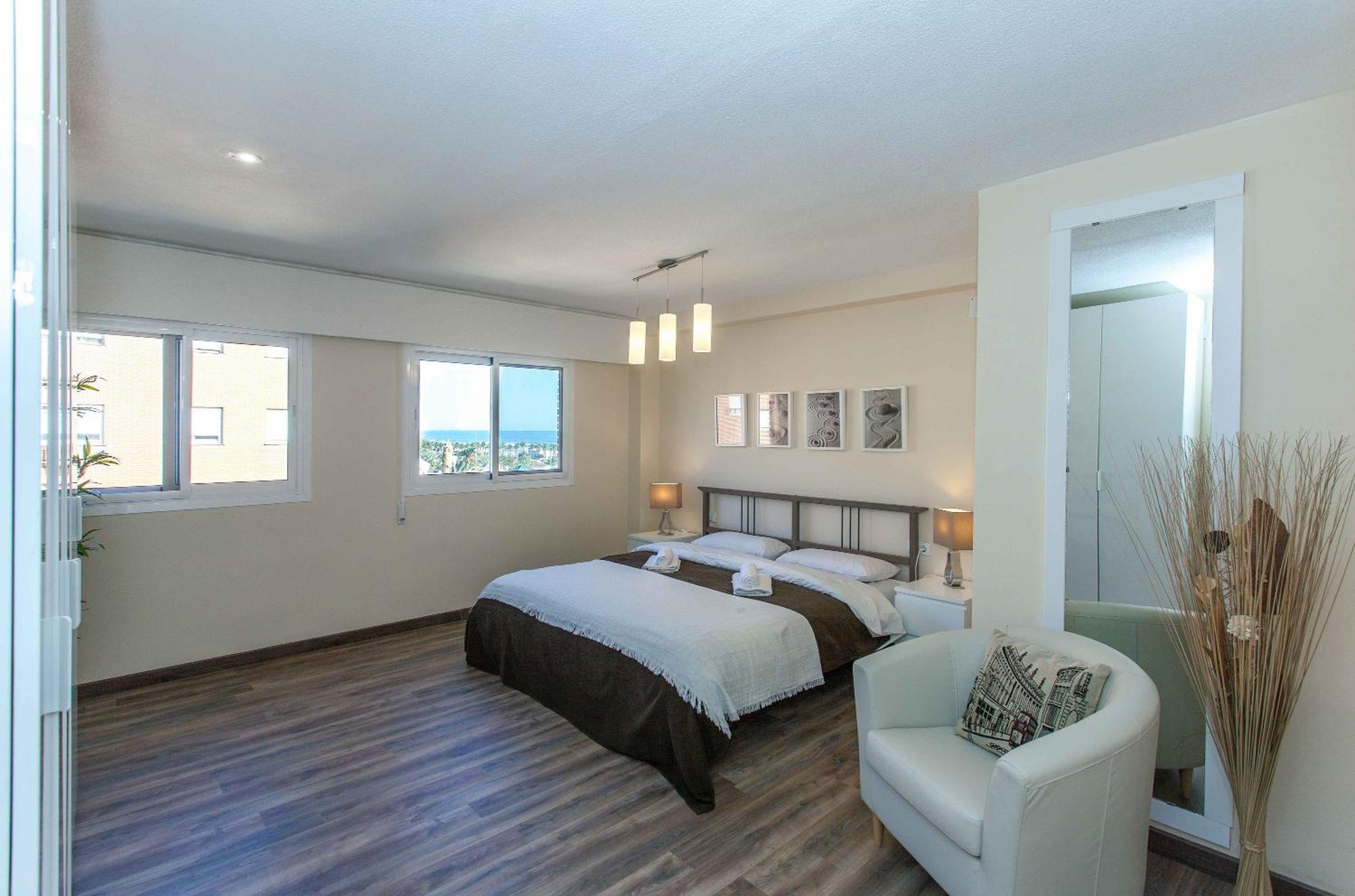 Apartment Malvarrosa Beach Cavite Valencia Luaran gambar
